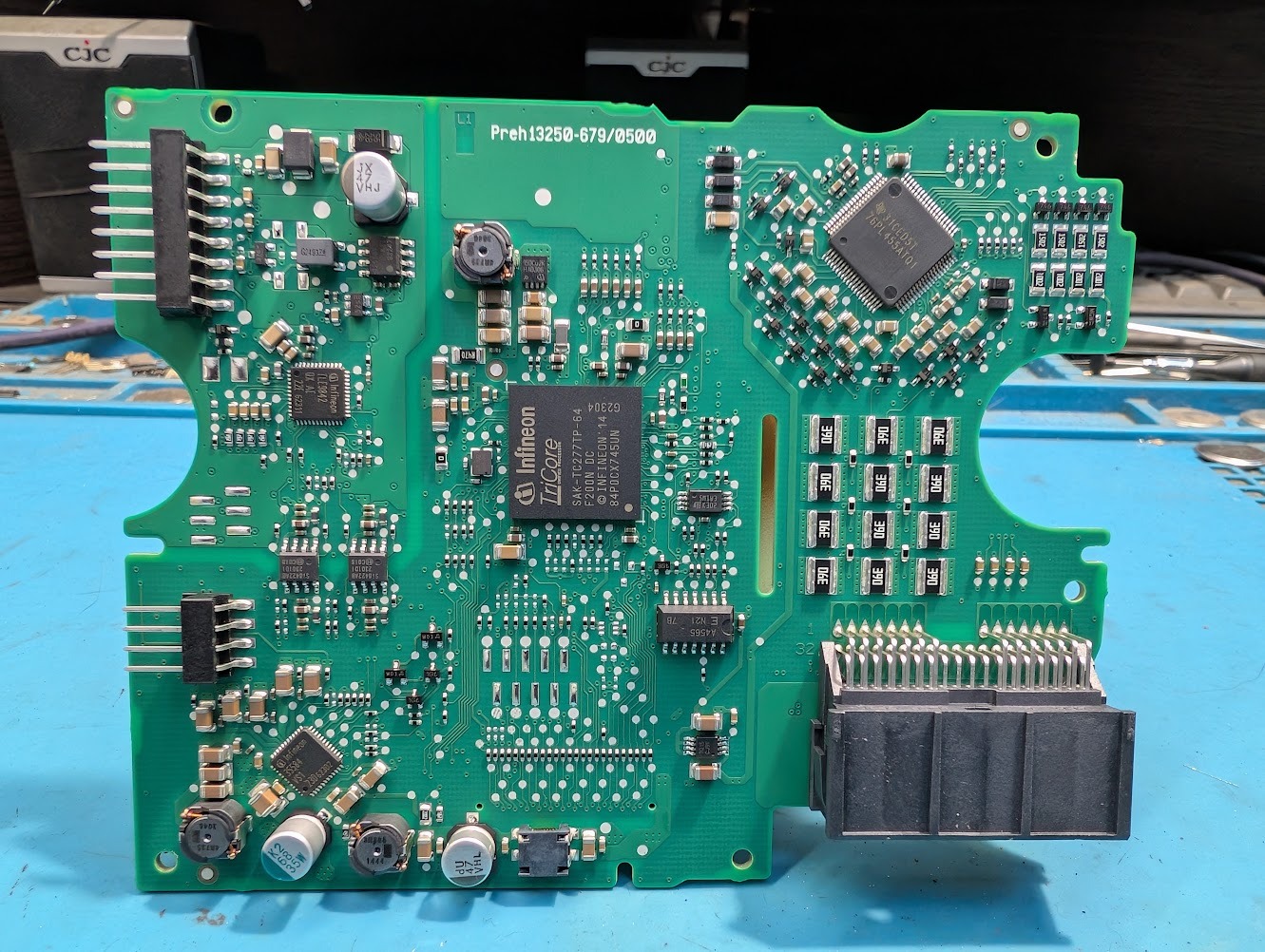 Плата BMS Infineon TriCore